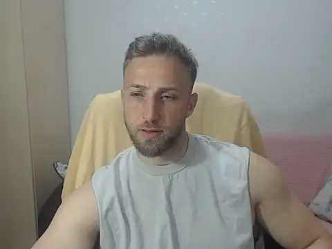 Snapshot of BlondEagleMuscle chatting on 21, 5, 2026 BlondEagleMuscle online show from 21, 5, 2026