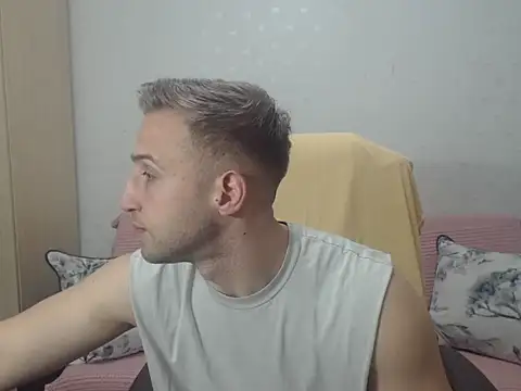 BlondEagleMuscle online show from 9, 3, 2026