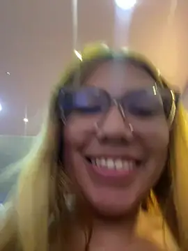 Lia Sterling online show from 9, 4, 2026