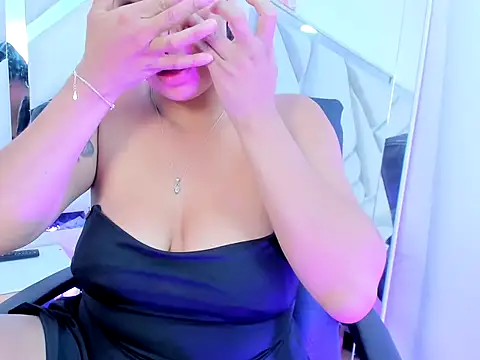 Sophia RousX online show from 11, 6, 2026