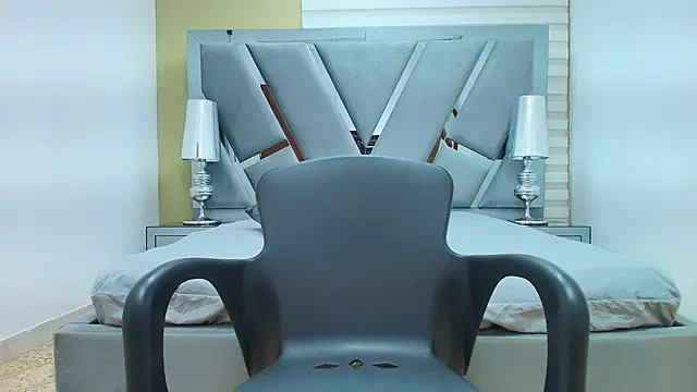 HENRY GREEN2 online show from 21, 4, 2026