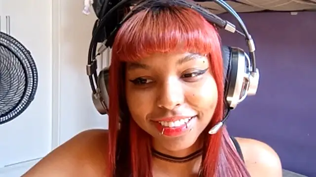 emilycloves online show from 16, 3, 2026