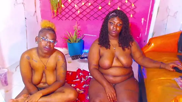 Snapshot of suggar_mommy777 chatting on 29, 7, 2026 suggar mommy777 online show from 29, 7, 2026