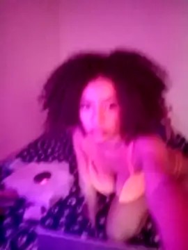 Larita curly online show from 15, 3, 2026