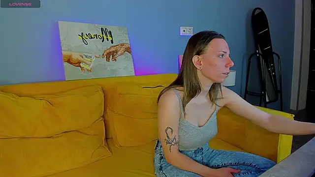 Lina Smilee online show from 10, 3, 2026