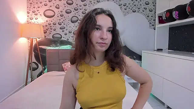 JosephineRows online show from 22, 7, 2026