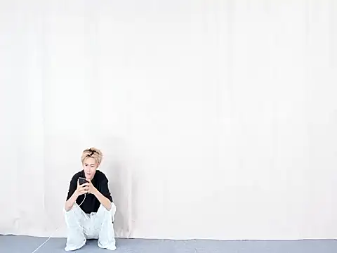 Vae-002 online show from 18, 4, 2026