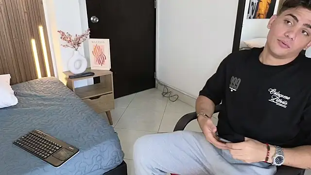 MrAdonis  online show from 25, 3, 2026