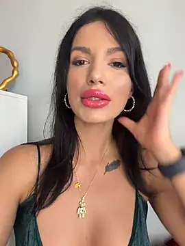Snapshot of RaniaSnow chatting on 17, 6, 2026 RaniaSnow online show from 17, 6, 2026