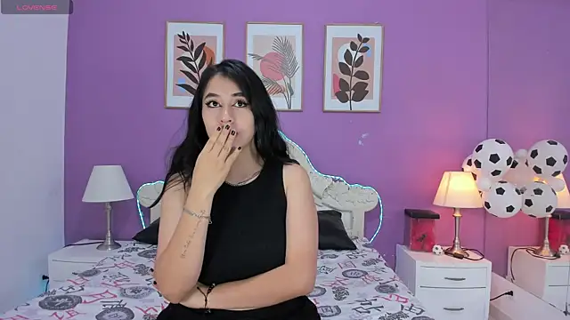 YayaQueen online show from 15, 7, 2026