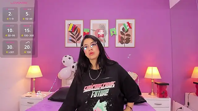 YayaQueen online show from 28, 6, 2026