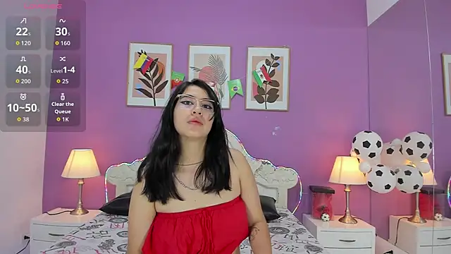 YayaQueen online show from 13, 7, 2026
