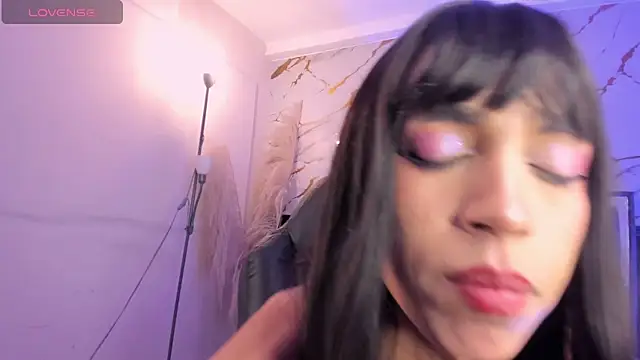 nikkita dragon  online show from 10, 3, 2026