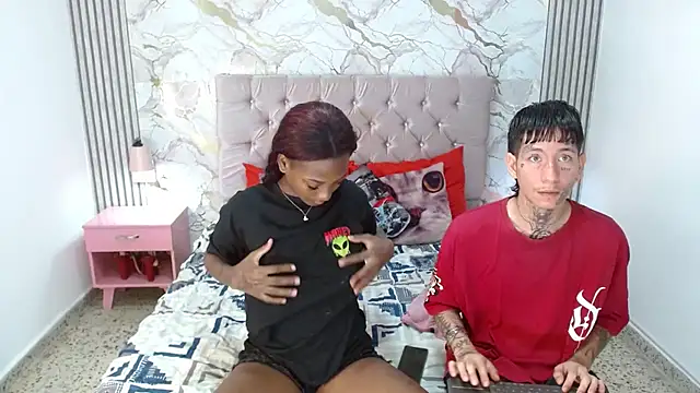AshlieeGreenn online show from 16, 4, 2026