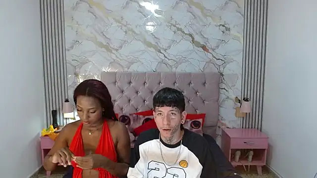 AshlieeGreenn online show from 14, 4, 2026