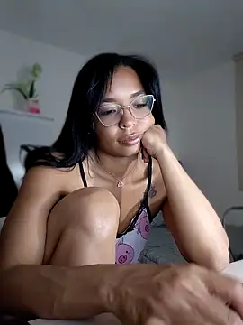 nathyjonees online show from 27, 5, 2026