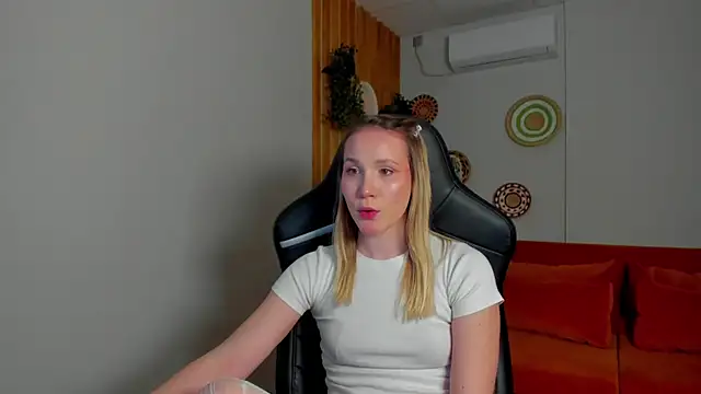 ElaraVoltage online show from 27, 3, 2026