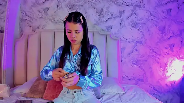 Tamara Ferrer online show from 7, 4, 2026