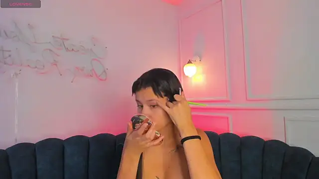 Tamara Ferrer online show from 25, 5, 2026