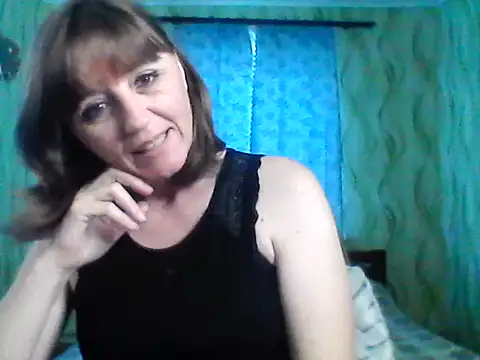 Alisaprice077 online show from 13, 4, 2026