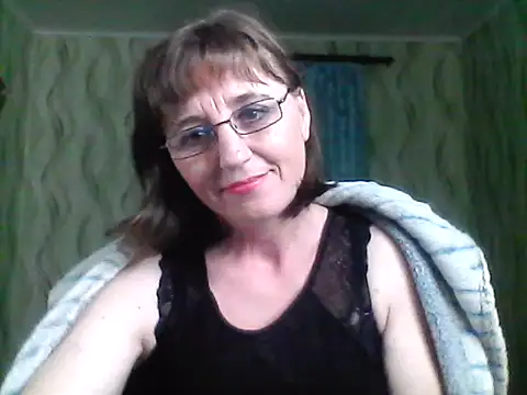 Alisaprice077 online show from 21, 4, 2026