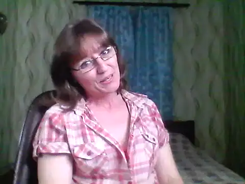 Alisaprice077 online show from 6, 4, 2026