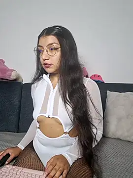 Snapshot of Aby_Moreau chatting on 8, 5, 2026 Aby Moreau online show from 8, 5, 2026