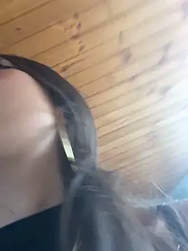 Cloe pink1 online show from 27, 4, 2026