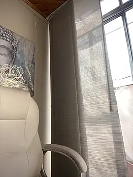 chanell pinkk online show from 25, 3, 2026