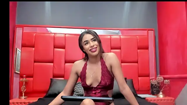 Snapshot of WendyOquendo chatting on 19, 5, 2026 WendyOquendo online show from 19, 5, 2026
