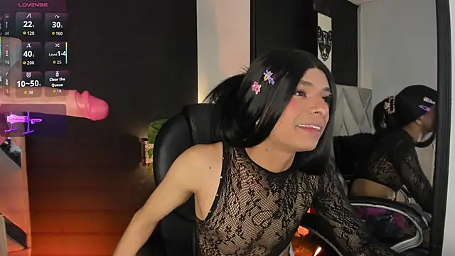 Danika Dahl online show from 30, 4, 2026