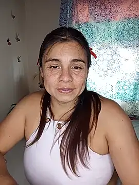 Snapshot of BettyBoo_w chatting on 10, 7, 2026 BettyBoo w online show from 10, 7, 2026
