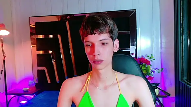 Stefany PiInk online show from 11, 5, 2026