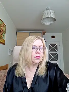 JanieLight53 online show from 22, 4, 2026