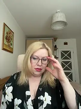 JanieLight53 online show from 3, 5, 2026