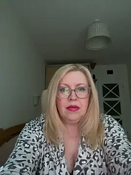 JanieLight53 online show from 5, 6, 2026