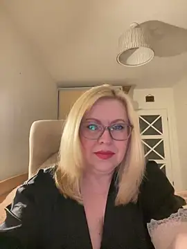 JanieLight53 online show from 11, 6, 2026