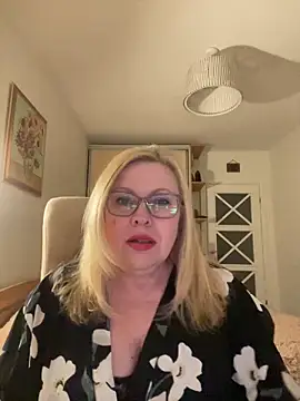 JanieLight53 online show from 2, 5, 2026