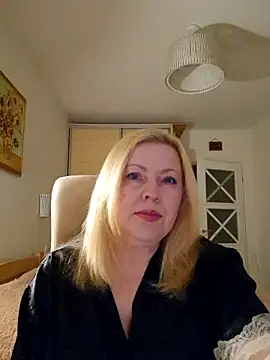 JanieLight53 online show from 4, 4, 2026