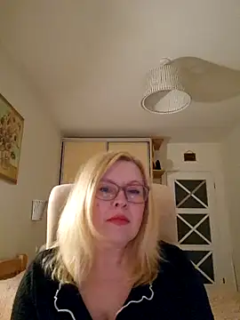 JanieLight53 online show from 24, 3, 2026