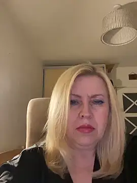 JanieLight53 online show from 21, 6, 2026