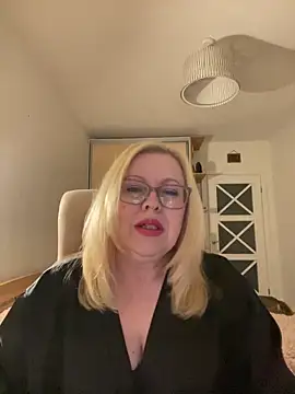 JanieLight53 online show from 12, 6, 2026