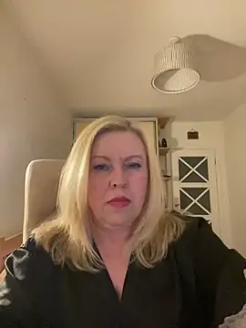 JanieLight53 online show from 20, 6, 2026