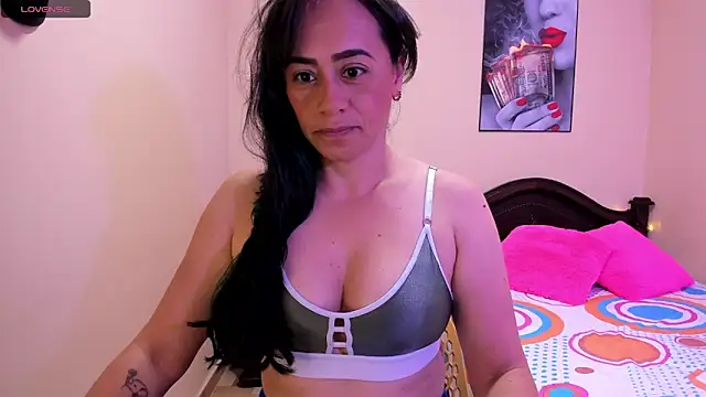 sara florez12 online show from 20, 5, 2026