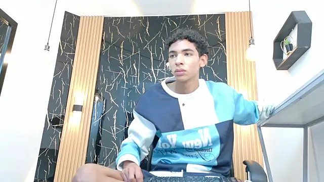 Snapshot of ValeriHot_1 chatting on 26, 6, 2026 ValeriHot 1 online show from 26, 6, 2026