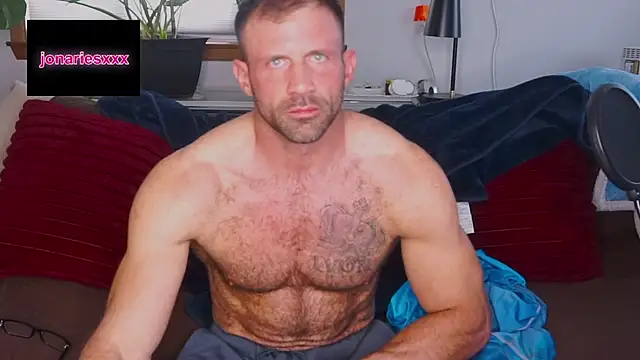 JonAriesxxx online show from 20, 4, 2026