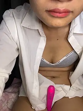-Lilyn- online show from 1, 5, 2026