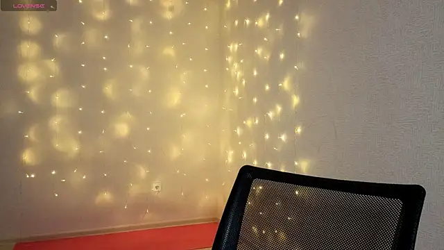 Sweet Pussy Girl online show from 17, 4, 2026