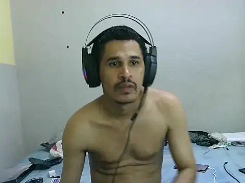 Snapshot of luriel21 chatting on 16, 3, 2026 luriel21 online show from 16, 3, 2026