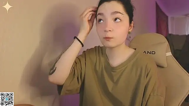 Luna Moon13 online show from 16, 4, 2026